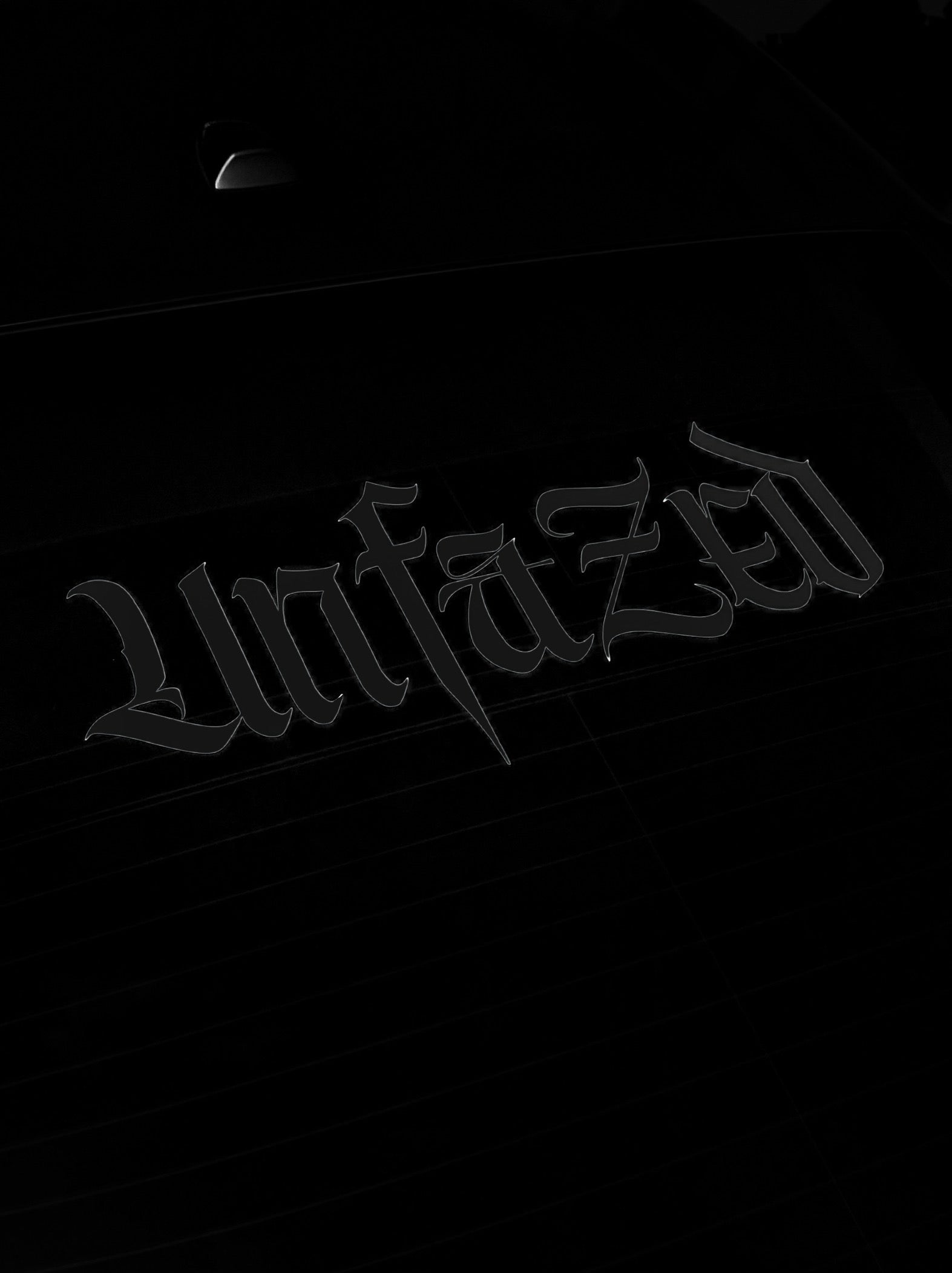 UNFAZED WINDOW DECAL